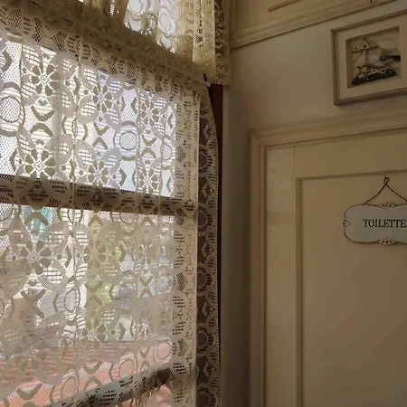 Nel Centro Di Dei Marmi Apartment *